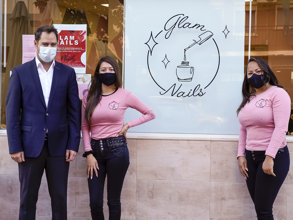 “Glam Nails”, salón de belleza especialista en el cuidado de manos y pies, ha abierto sus puertas en Torrejón de Ardoz 