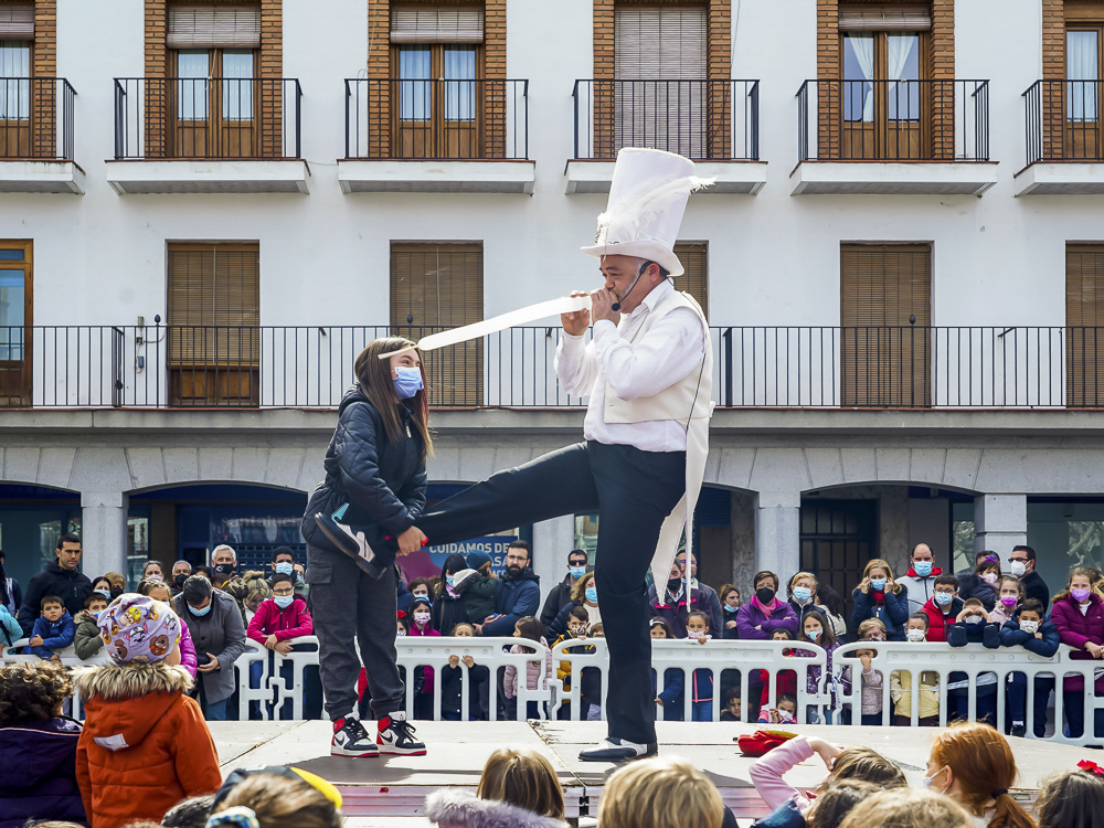 Este sábado 19 de marzo continúa el Festival de Circo en la Plaza Mayor con un gran espectáculo de pompas gigantes de jabón con animación